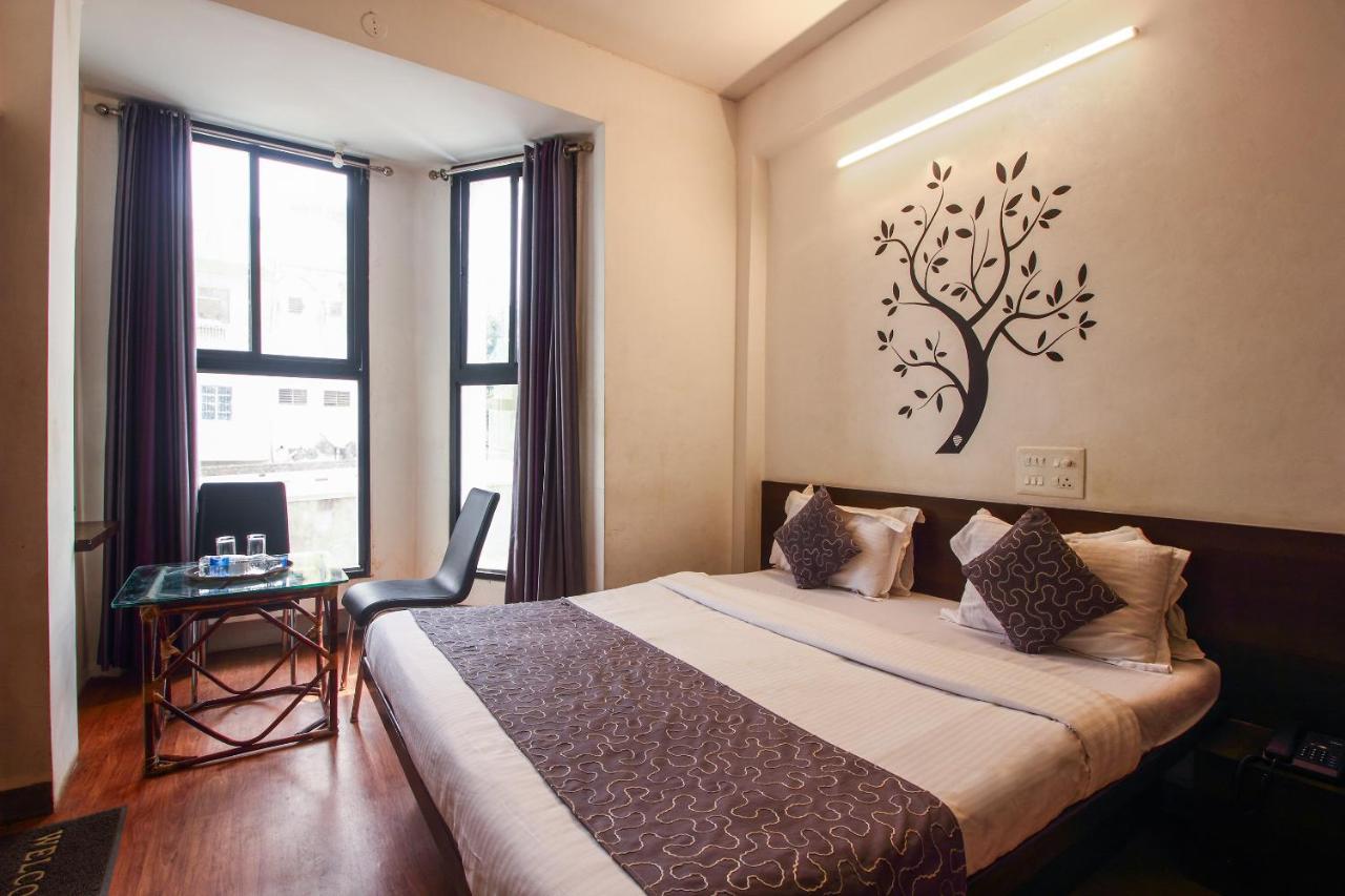 אאורנגבד Oyo 3802 Hotel Nirmal Residency מראה חיצוני תמונה